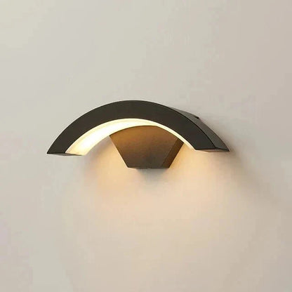 Outdoor Motion Sensor Wall Sconce – Weatherproof LED Security Light with Curved Aluminum Design for Patio, Entryway & Garden Path Lighting