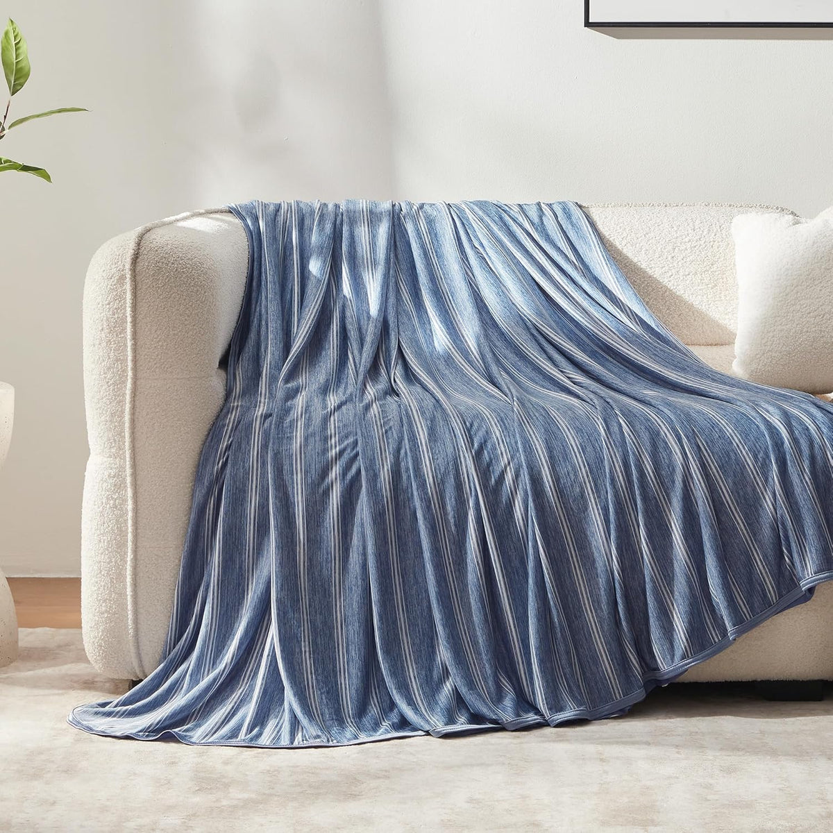 Cooling Comfort Collection | Cooling Blanket with Arc-Chill Technology | Lightweight Summer Blanket for Hot Sleepers