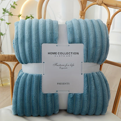 Soft Polyester Throw Blanket for Couch & Bed – Lightweight Insulating Cover for Living Room, Bedroom, Guest Room – Minimalist Solid-Color De