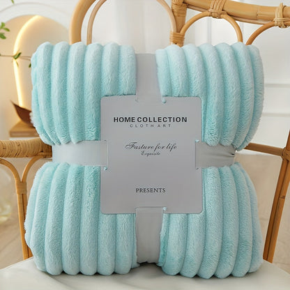 Soft Polyester Throw Blanket for Couch & Bed – Lightweight Insulating Cover for Living Room, Bedroom, Guest Room – Minimalist Solid-Color De