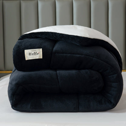 Plush Two-Sided Comforter for Bedroom - Checkered Microfiber & Fleece Blanket - Year-Round Lightweight Throw for Queen or Full Bed - Machine