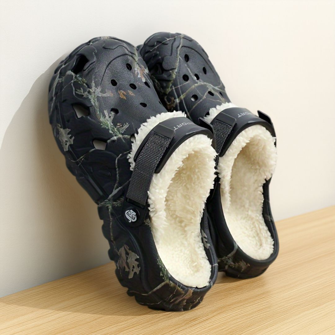 Lined Winter Clogs with Removable Fur Lining for Men & Women | Indoor Outdoor Slip-On House Shoes EVA Non-Slip Footwear