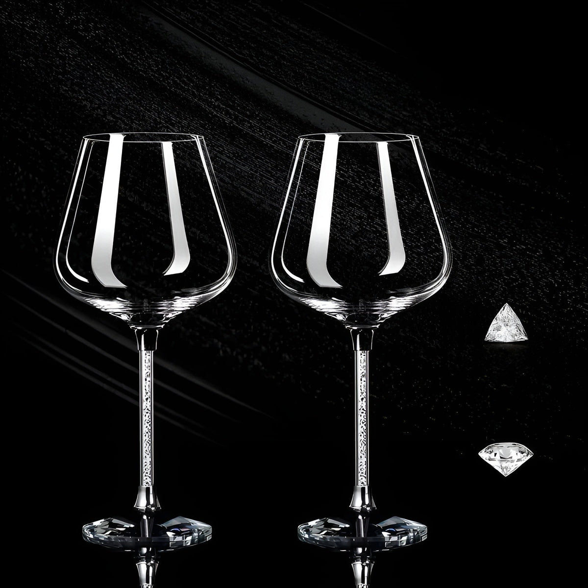 Wine Glasses Set of 2 Premium Stemware Clear Crystal Barware 17.6 oz Stemmed Goblets for Red White Wine Dinner Party Anniversary Wedding
