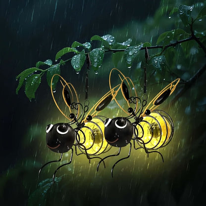 Beevanna - Hanging Solar Bee Garden Light