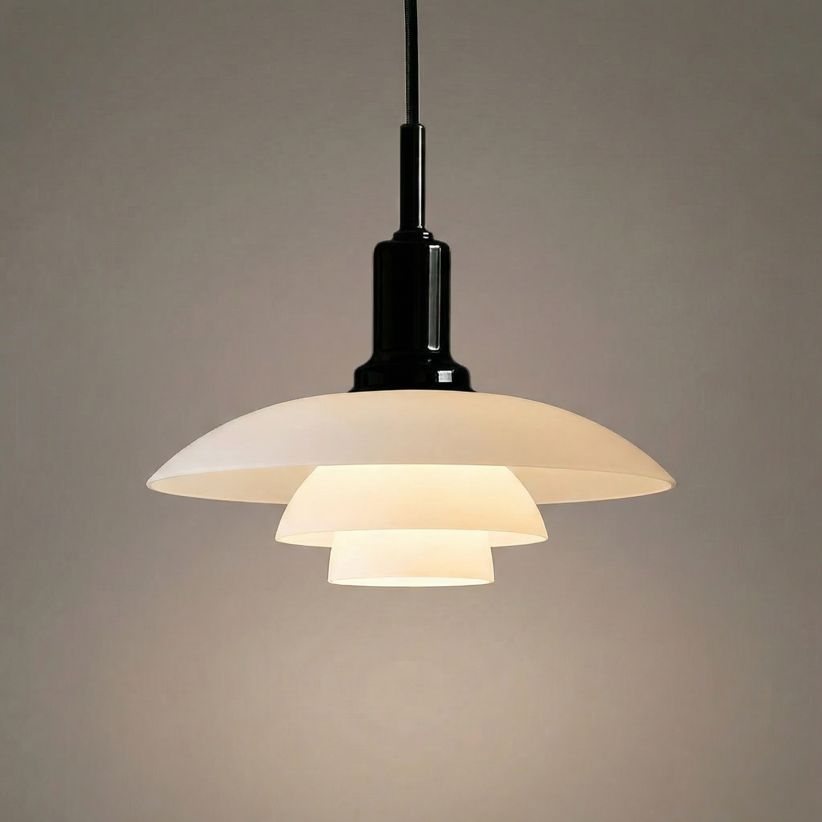 Scandinavian Glass Pendant Light, Adjustable Height Ceiling Fixture, E27 Socket, Minimalist Hanging Lamp for Kitchen Island, Dining Room