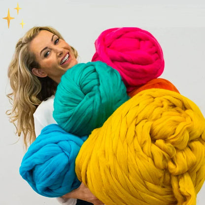 Super Bulky Arm Knitting Yarn 35 oz Merino-Style Wool for Throw Blankets, Cushions & Home Décor Crafts