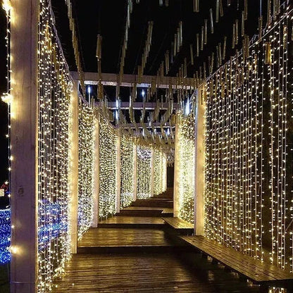 300-LED Waterproof Hanging String Lights Solar-Powered Backdrop for Patio Wedding Party Garden Fence Decor 7 ft x 10 ft Panel