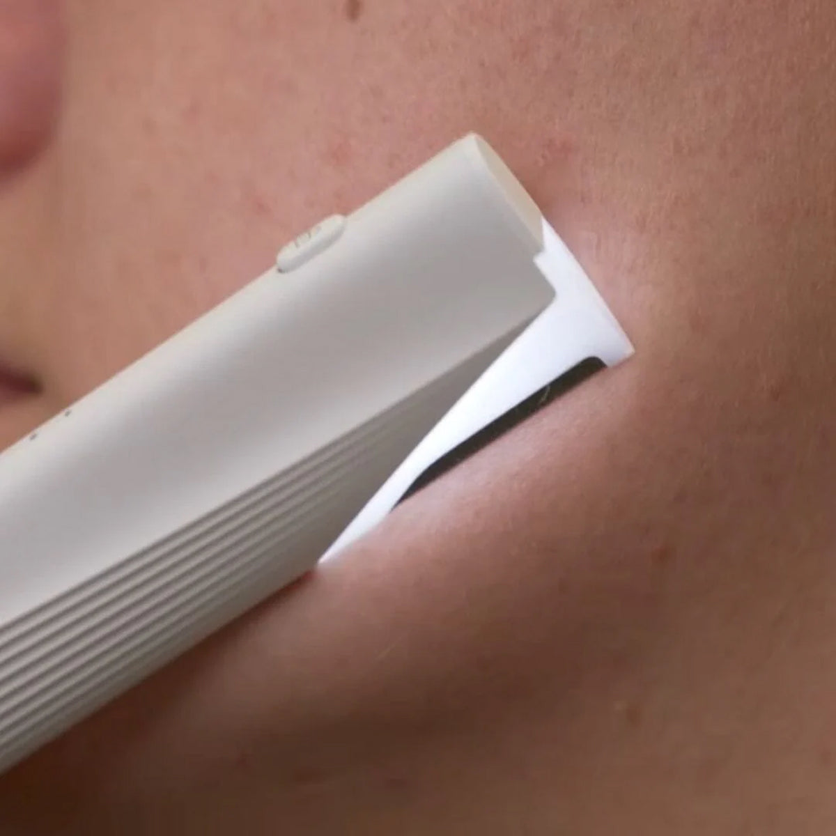 Sonic Facial Exfoliator with LED Light & 3 Speed Settings for Smooth Skin & Peach Fuzz Removal at Home