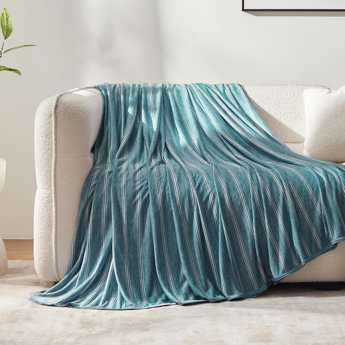 Cooling Comfort Collection | Cooling Blanket with Arc-Chill Technology | Lightweight Summer Blanket for Hot Sleepers