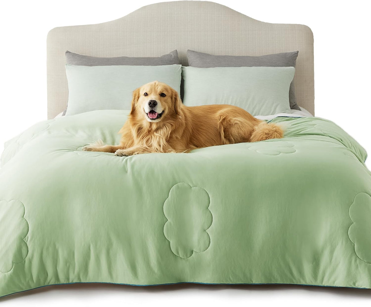 Cozy Pet Collection | Cooling Blanket for Dogs with Q-MAX>0.4 | Washable Summer Throw for Comfort in Hot Weather