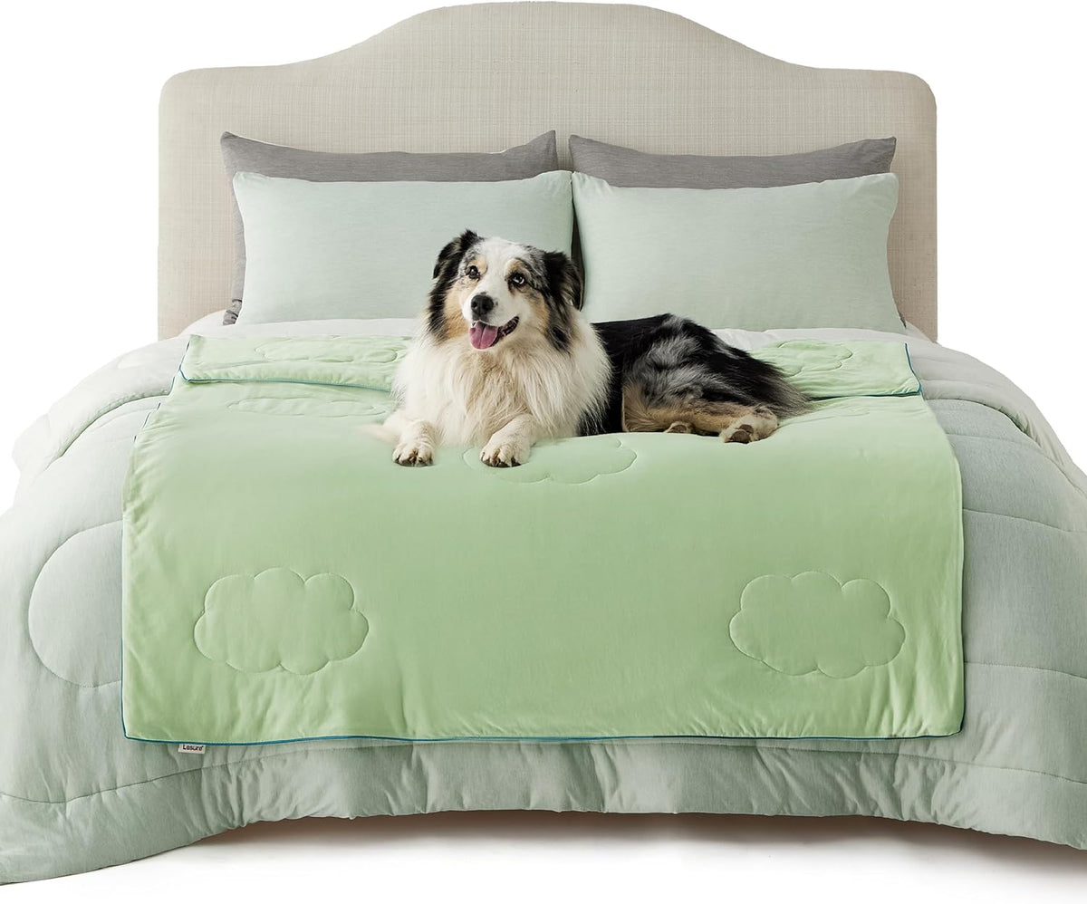 Cozy Pet Collection | Cooling Blanket for Dogs with Q-MAX>0.4 | Washable Summer Throw for Comfort in Hot Weather