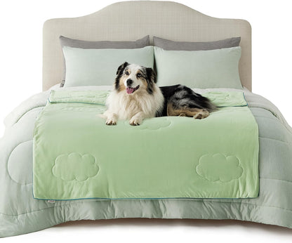 Cozy Pet Collection | Cooling Blanket for Dogs with Q-MAX>0.4 | Washable Summer Throw for Comfort in Hot Weather