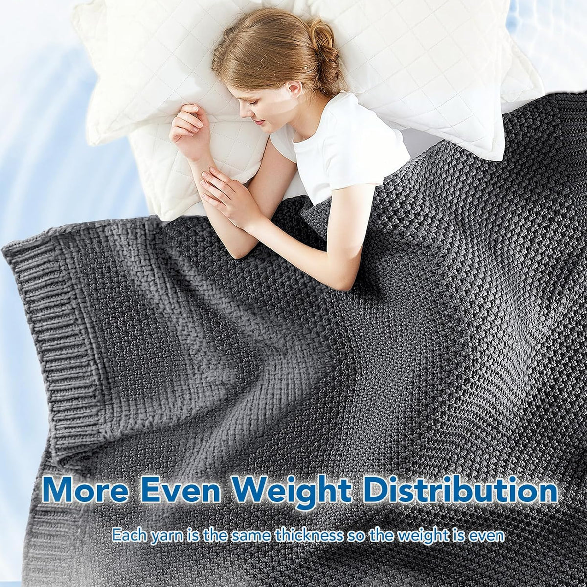 Cozy Comfort | Knitted Weighted Blanket with Cooling Microfiber | All-Season Softness for Ultimate Relaxation