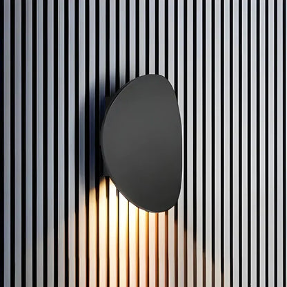 Contemporary Circular Sconce with Integrated 7W LED for Bedroom Hallway Living Room Ambient Glow Aluminum Construction Minimal Profile
