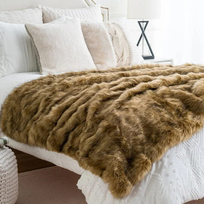 Soft Faux Fur Throw Blanket