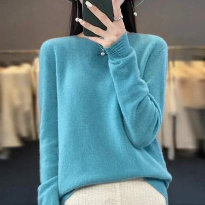 Soft Merino Wool Crew Neck Sweater - Ortekor