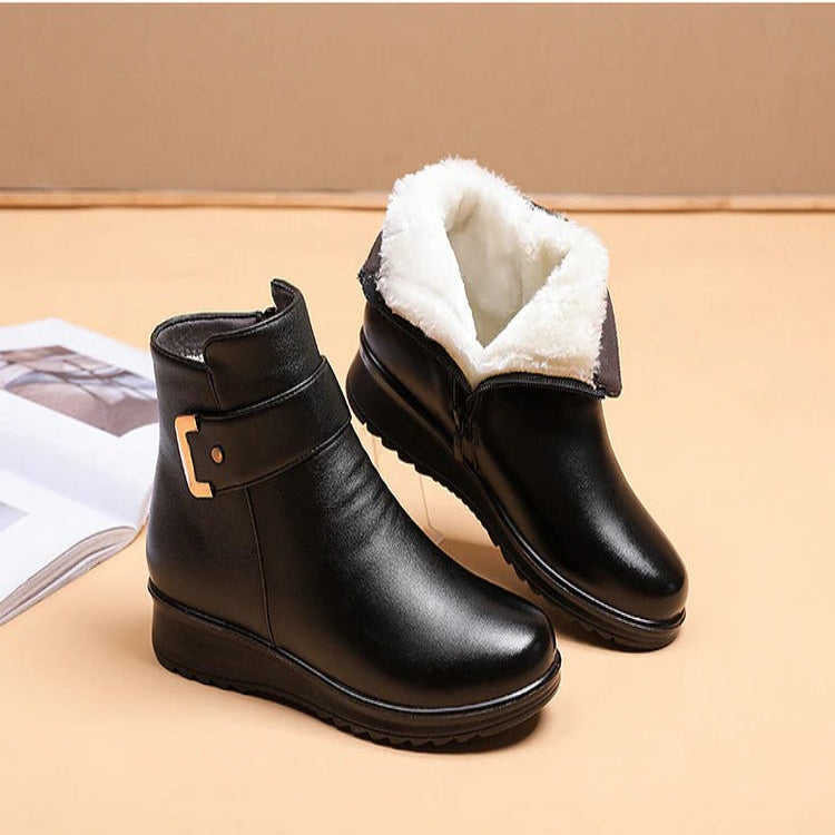 Warm Insulated Snow Boots for Women with Grip Soles