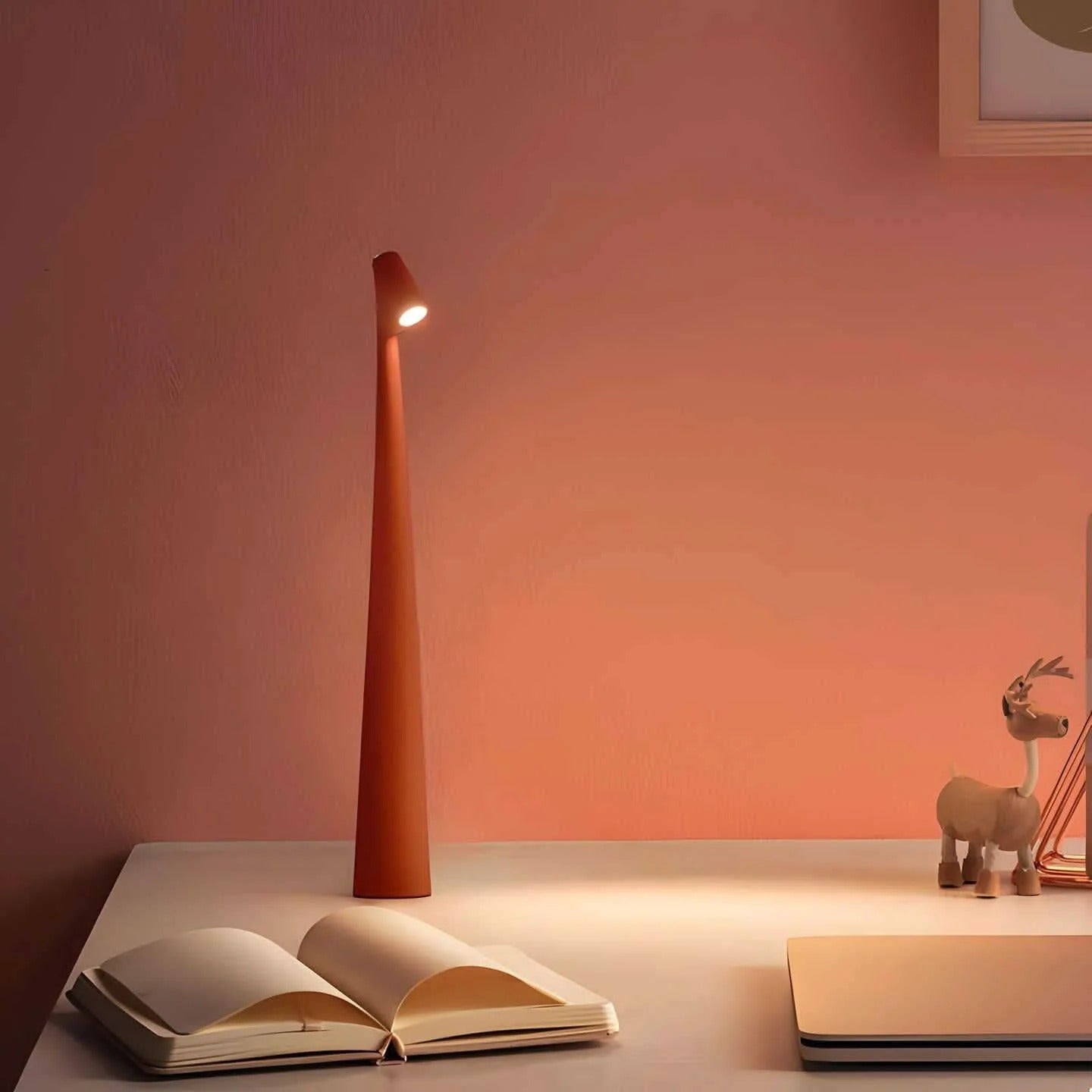 Portable Metal Office Lamp with Adjustable Brightness and USB Port