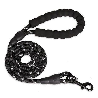 Comfortable Grip Dog Leash with Reflective Safety Line