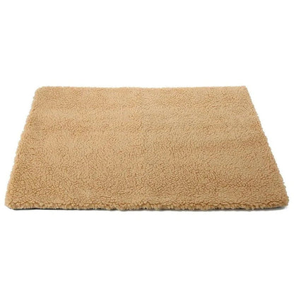 Reusable Thermal Pet Bed for Dogs and Cats