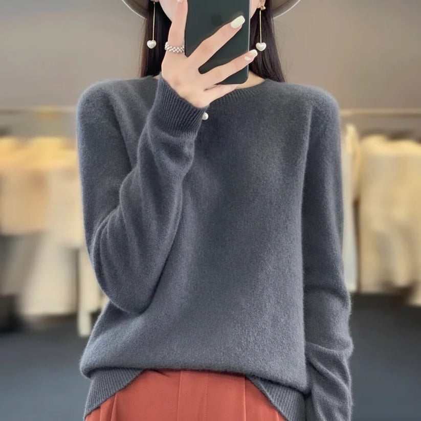 Soft Crew Neck Women's Cashmere Sweater