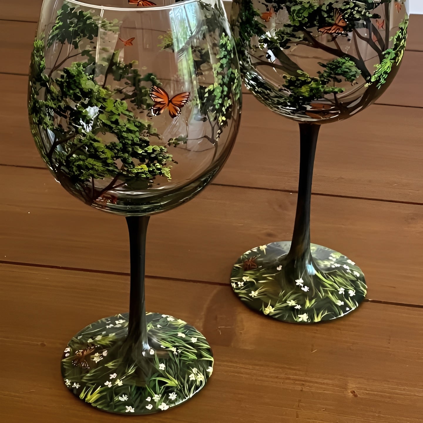 Colorful Seasonal Tree Wine Glass 12oz