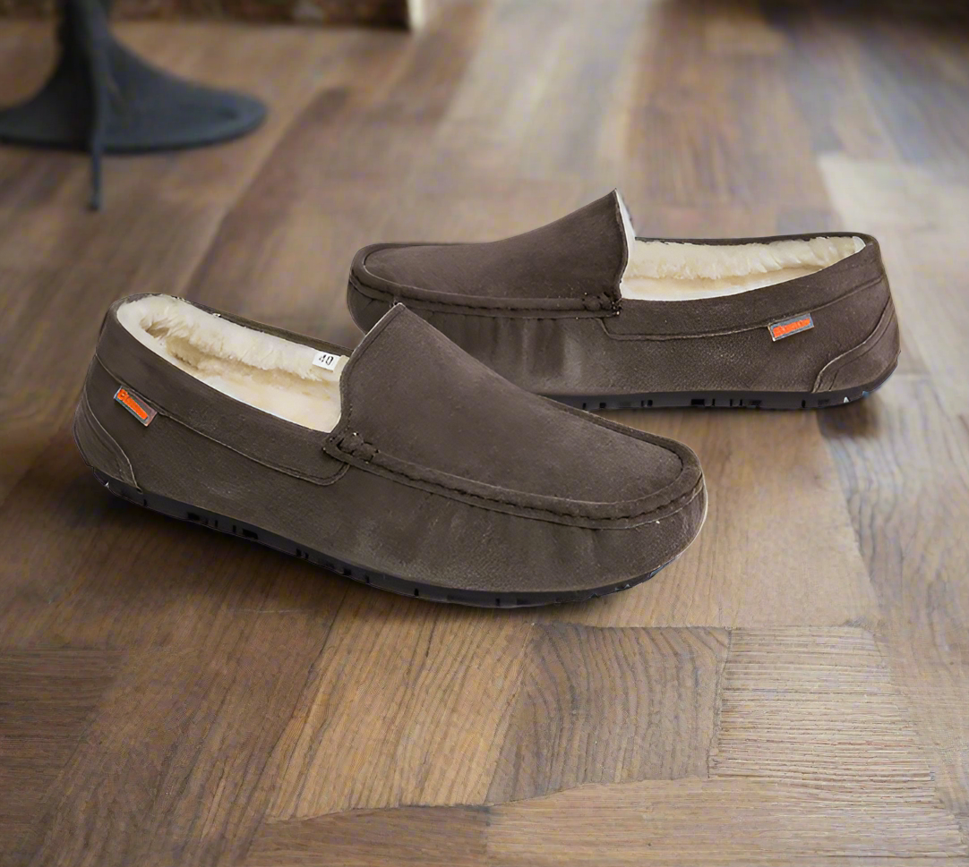 Men's Lined Moccasin Slippers with Soft Sherpa Fleece & Non-Slip Rubber Sole for Indoor & Outdoor Comfort