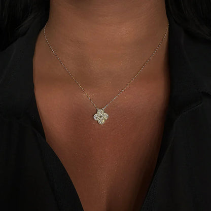 Amber Clover Jewelry Set | 3-in-1 Necklace, Bracelet & Earrings with Adjustable Length | Elegant Accessory for Any Occasion
