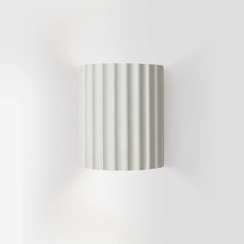 Textured Resin Sconce with Bidirectional Glow 5.5 in × 3.1 in × 6.5 in Fixture for Entryway Corridor Lounge Soft Indirect Accent Lighting Ma