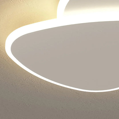 Sculptural LED Flush Mount Light Fixture 16-20 in Layered Acrylic White for Bedroom Hallway Contemporary Overhead Lighting Home Interior Dec