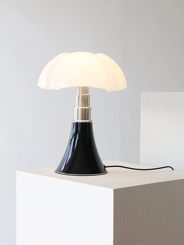 Sculptural Acrylic Touch-Dimmable LED Desk Lamp 19 in – Flower-Shaped Shade for Bedroom Nightstand, Living Room Side Table, Home Office Read