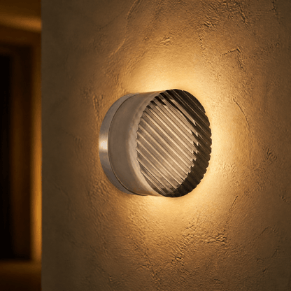 FORMELLE – Sculpted Wall Sconce for Elegant Mood Lighting