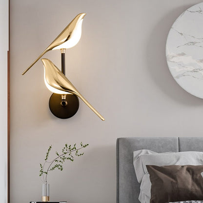 Magnetic Swivel Bird Sconce with 3-Mode LED – Gold Metal Statement Light for Bedroom & Living Room Walls