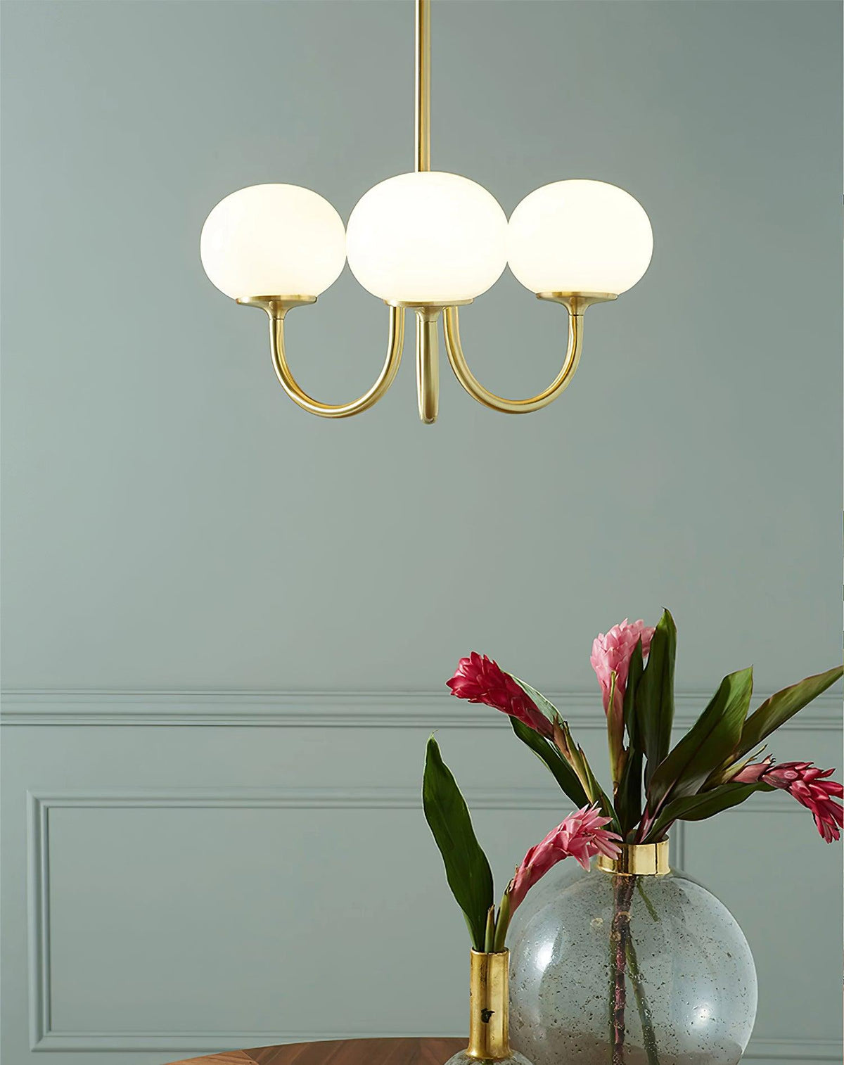 Handblown Glass Globe Chandelier with Gold or Chrome Finish – 3 or 5 Light Dining Room Pendant for Kitchen Island, Bedroom, Living Room