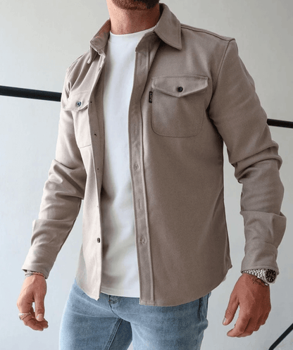 Lightweight Overshirt for Men – Tailored Button-Down Layer with Dual Pockets – Classic Collared Work Shirt – Versatile Outerwear for