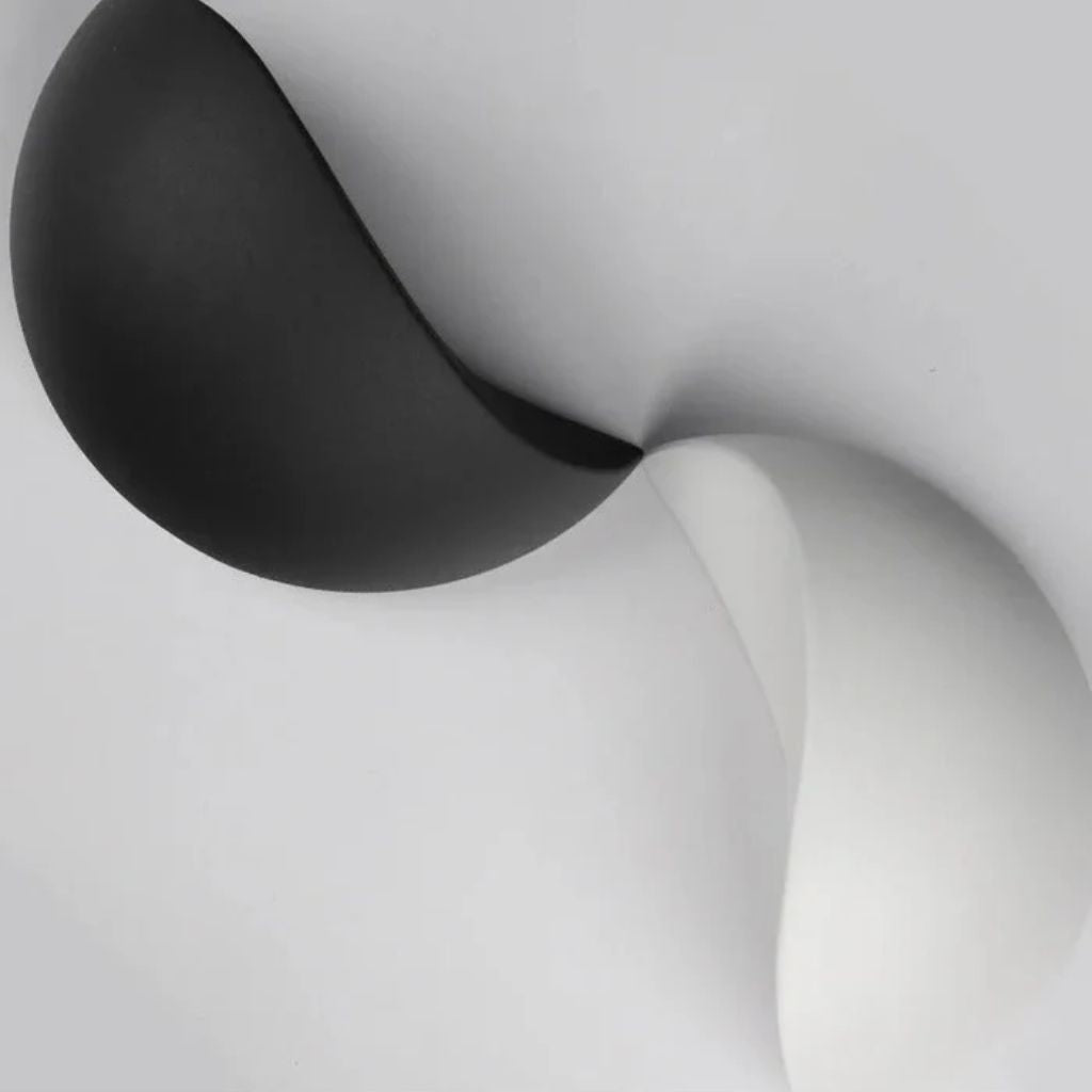 Half-Moon Aluminum LED Sconce – 5W Low-Profile Fixture for Bedroom, Hallway & Porch – IP65 Weatherproof Wall Lighting 3000K-5000K