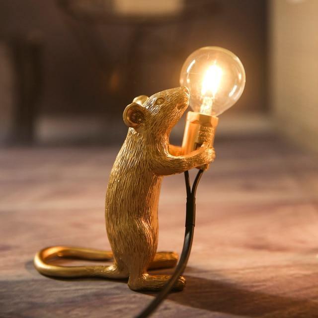 Whimsical Animal Figurine Desk Light with LED Bulb for Bedroom Nightstand Living Room Kids Room Accent Lighting Minimalist Decor