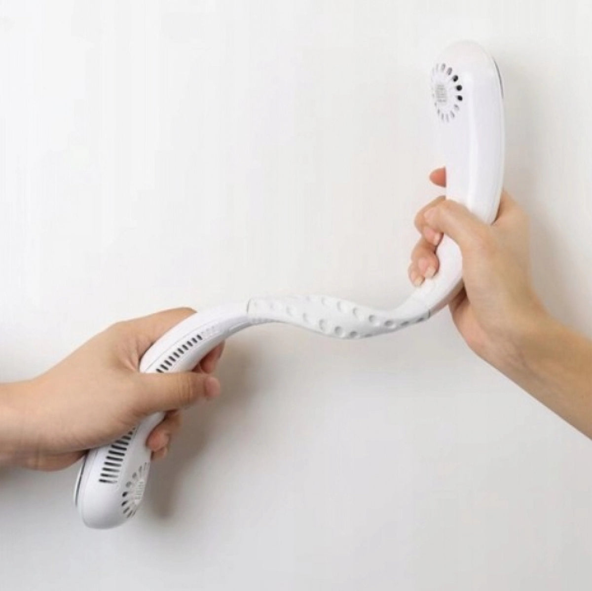 Hands-Free Wearable Personal Cooling Fan for Summer Outdoors, Travel, Gym & Commute — Rechargeable Bladeless Neck Fan