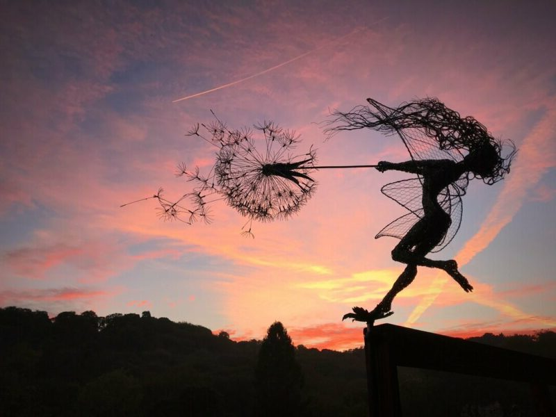 Metal Fairy Garden Stakes with Dandelions – Whimsical Outdoor Lawn Ornament for Flower Beds & Yards