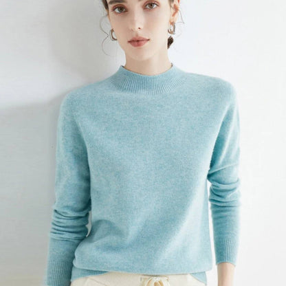 Soft Women's Crew Neck Cashmere Sweater