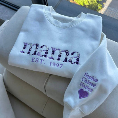 Customizable Mom Sweatshirt with Flower Pattern - Ortekor