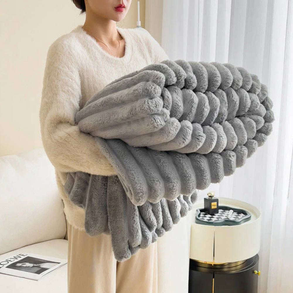 Plush Faux Fur Cozy Throw Blanket