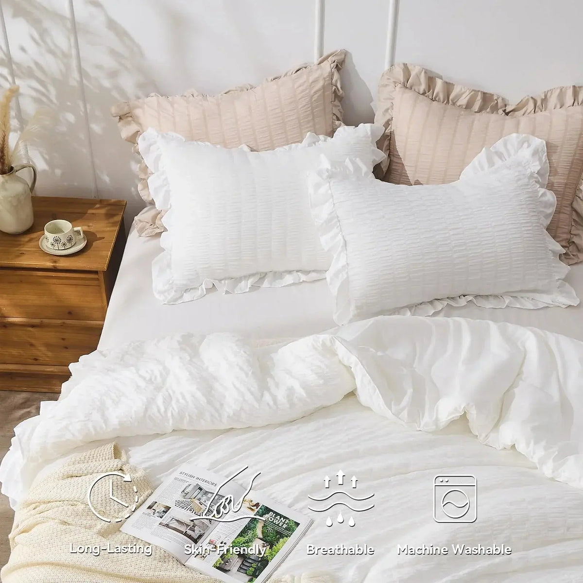 Textured Seersucker Duvet Cover Set with Lace Trim | 3-Piece Wrinkle-Free Bedding with Pillowcases | Lightweight Breathable Comforter