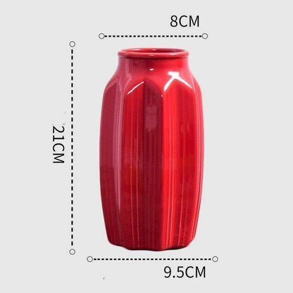 Scarlet Elegance Curve Vase