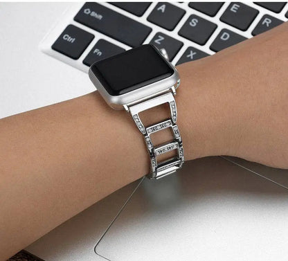 Elegant Bracelet Watch Strap for Apple Watch 38-49mm – Metal Link Band with Jewelry-Style Finish
