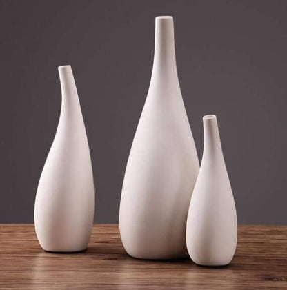 White Porcelain Vase with Water Drop Design