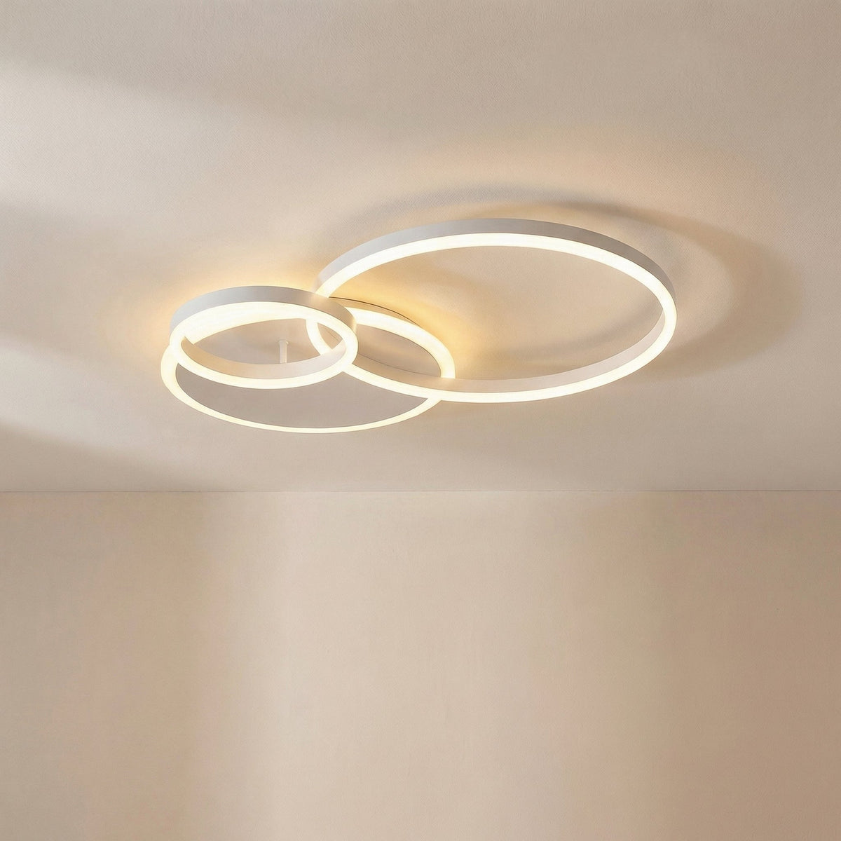 Modern Multi-Light Ceiling Pendant – Adjustable Height LED Chandelier for Dining Room, Bedroom, Reading Nook – Iron & Aluminum Fixture