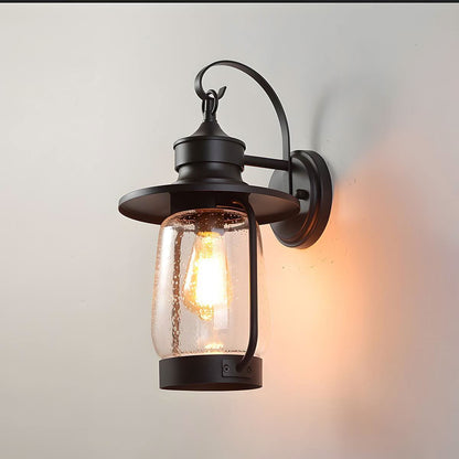 HERITAGELANT – Retro Wall Sconce for Timeless Exterior Glow