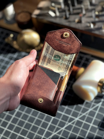 Bifold Card Wallet in Genuine Top-Grain Cowhide with Integrated Pen Holder for EDC Organization
