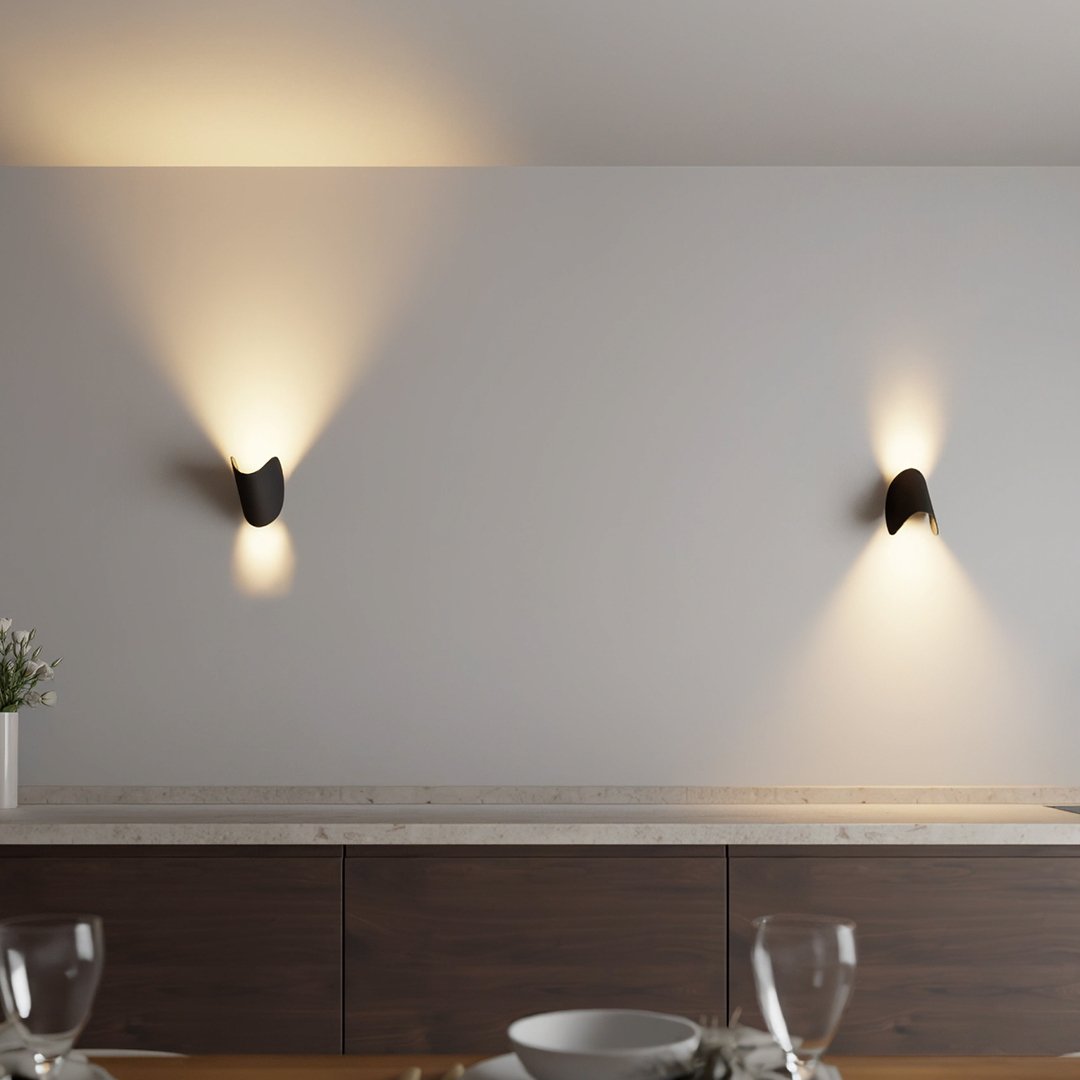 Dual-Beam Adjustable LED Wall Light – Aluminum Up-Down Sconce for Hallways & Bedrooms – Rotatable Accent Fixture for Modern Interiors